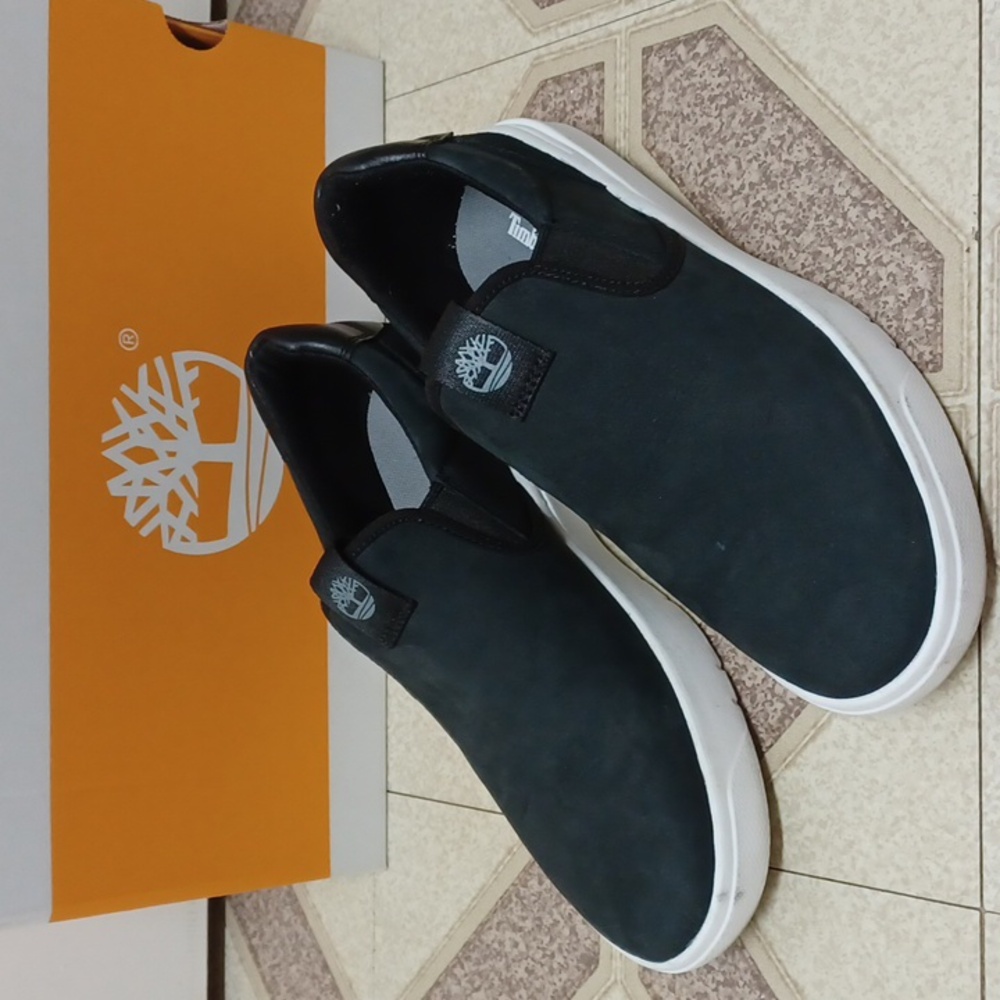 NWOT Timberland black upper leather shoes 👞 size US 7 5